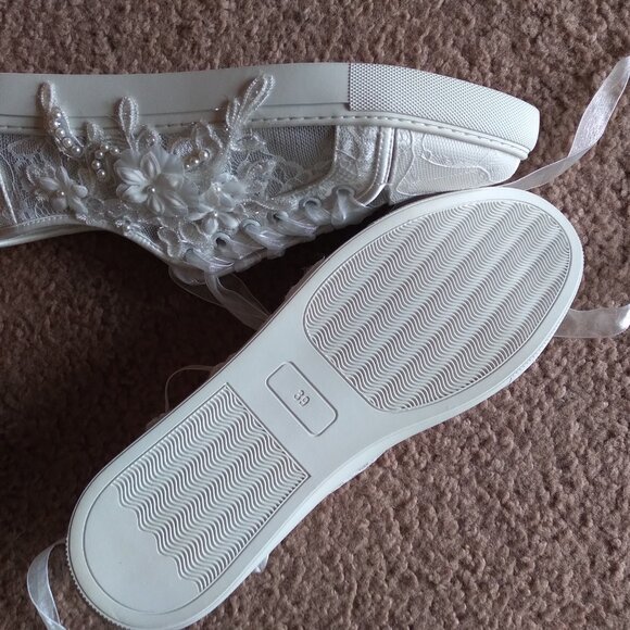 Bridal sneakers - Picture 2 of 2